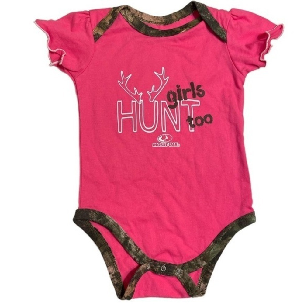 Mossy Oak Onesie Camo Hot Pink one piece NWOT Sz 18M
